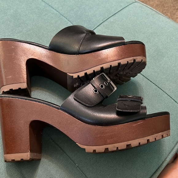 Torrid leather platforms - Picture 5 of 8